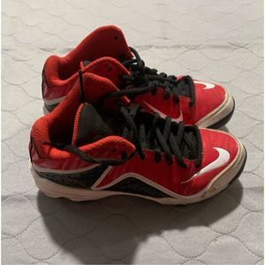 Boys Nike Air Swingman Black, White Red Baseball Low Metal Cleats Size 2y